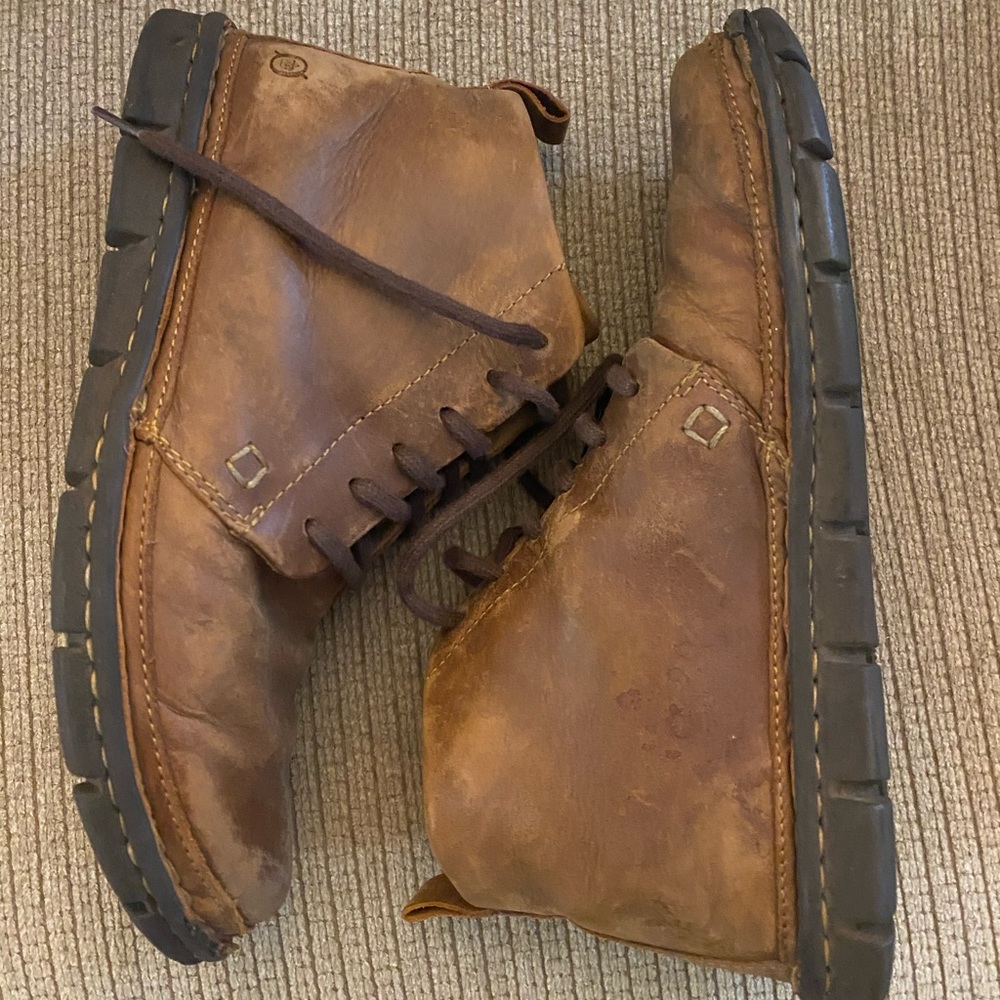 Men’s leather boots